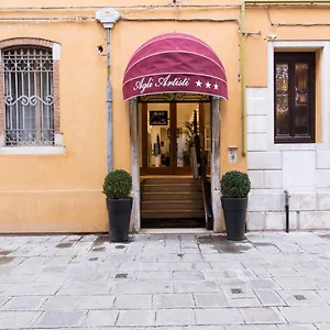 Agli Artisti Venecia